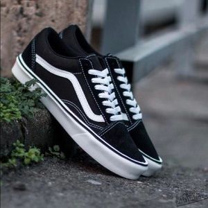 Old skool black vans